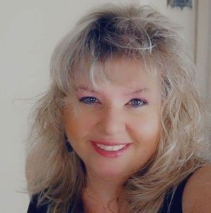 Meet your Posher, Tara